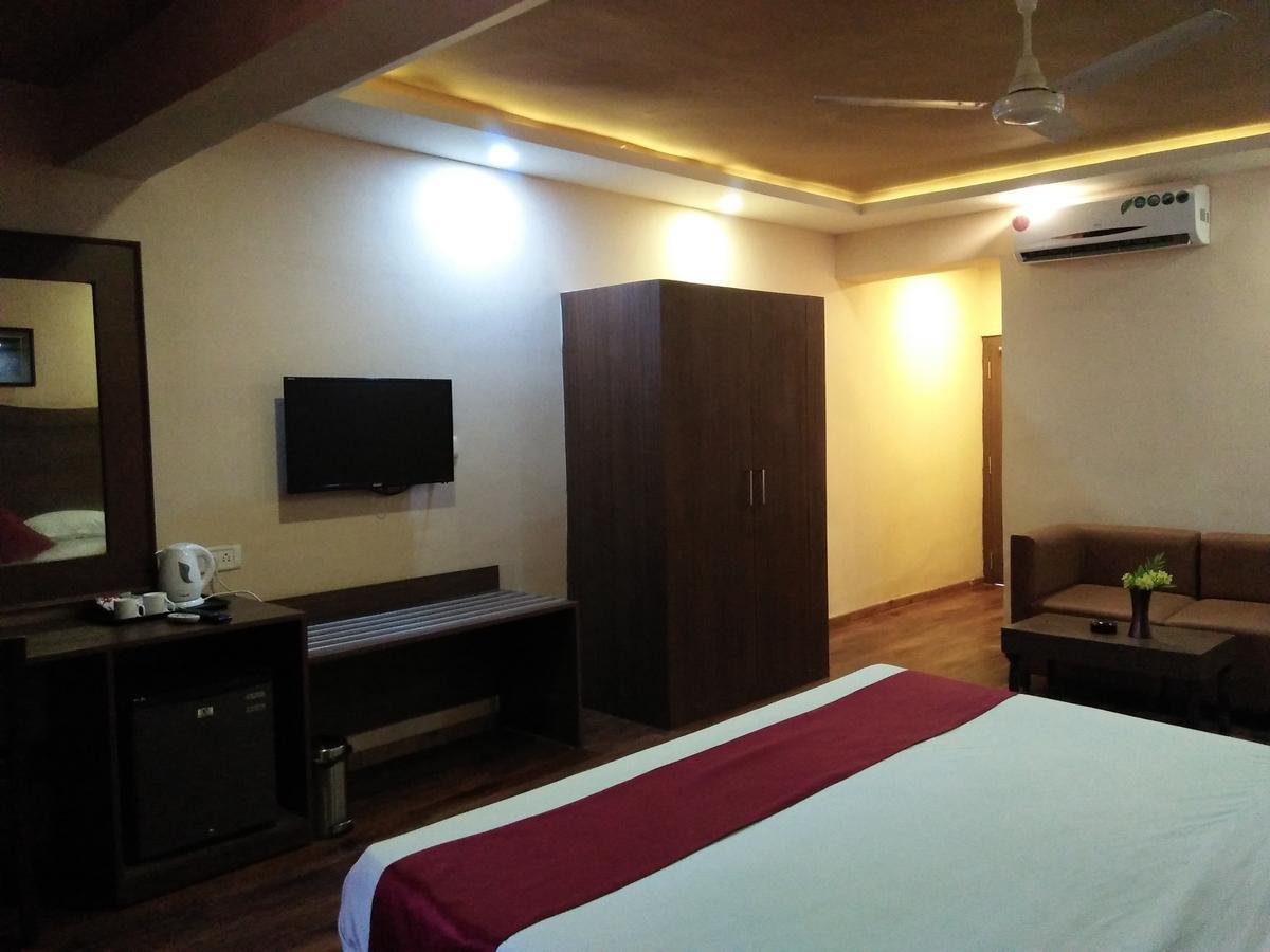 Golden Sun Beach Resort Mahabalipuram Eksteriør bilde